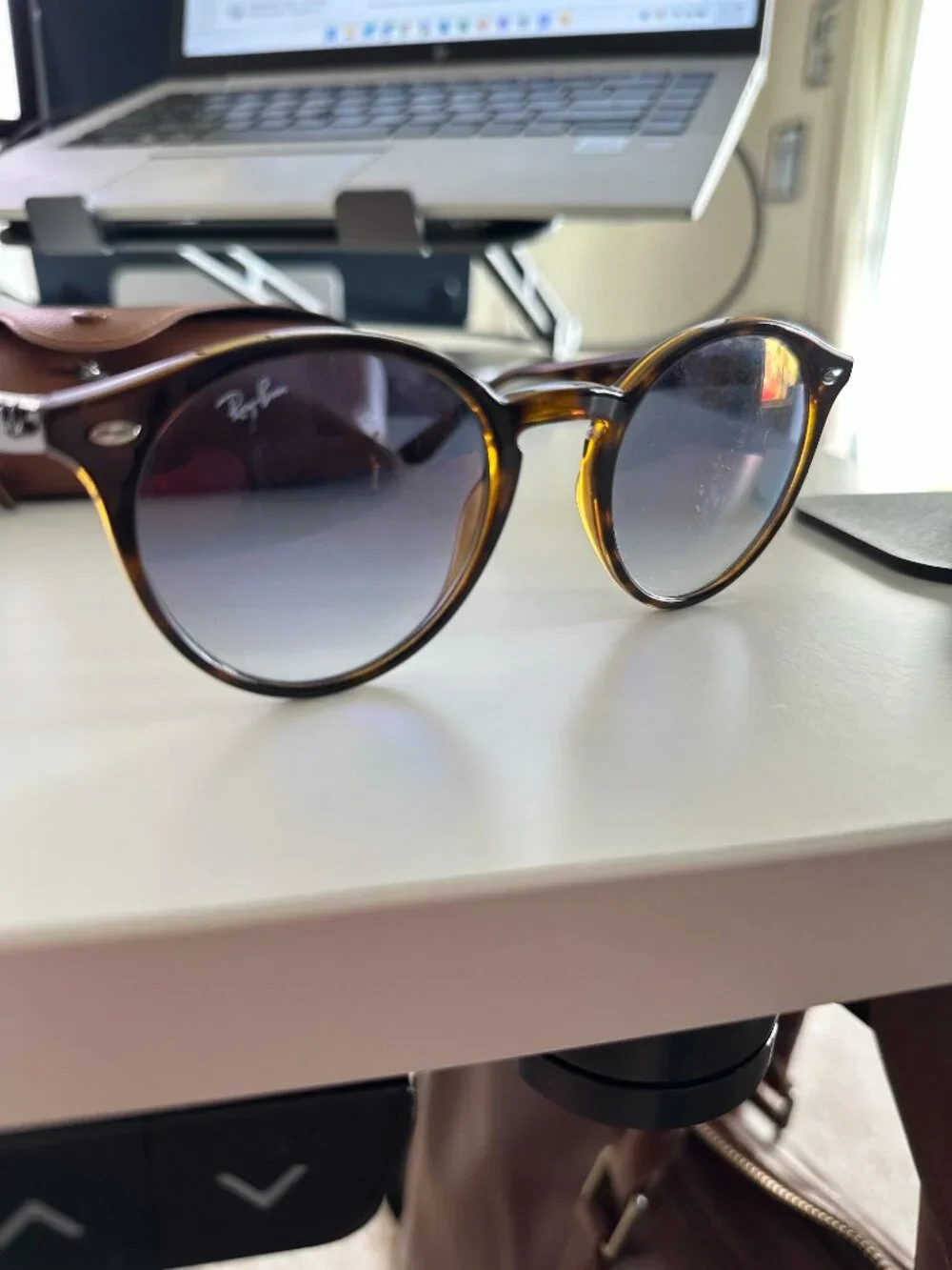 Ray-Bans RB2180 Sunglasses with Case Brown Frame-Blue - Picture 3 of 5
